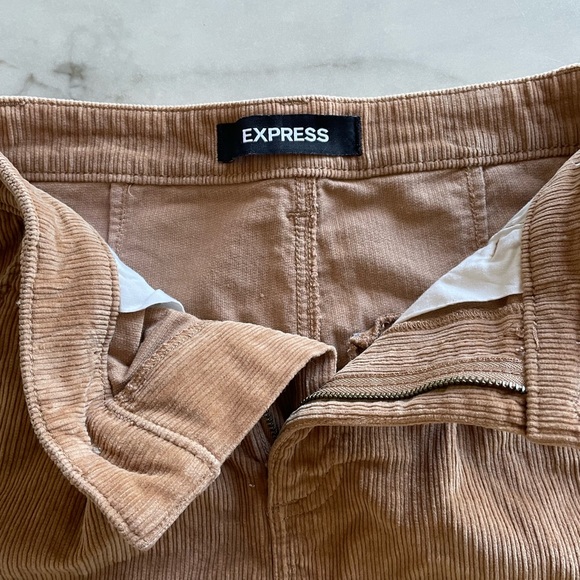 Express High-Waist Corduroy Shorts - Picture 3 of 4